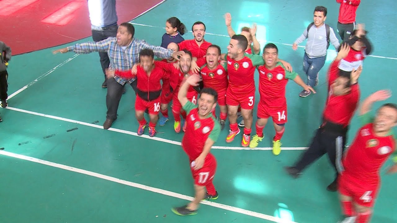 فيديو: تفوق المنتخب المغربي لكرة القدم لقصار القامة على ...